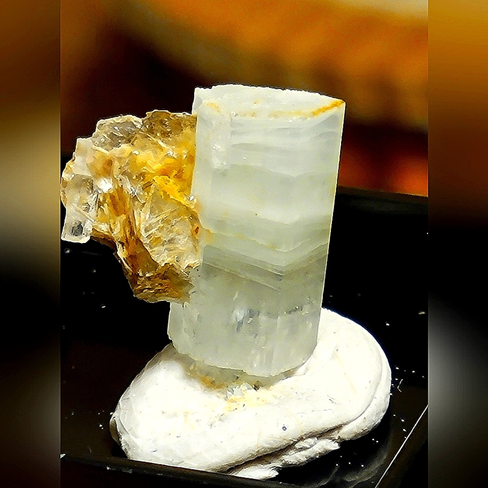 Well Terminated Aquamarine Crystal Specimen From Skardu ~ 5.35 Ct Come W/Display